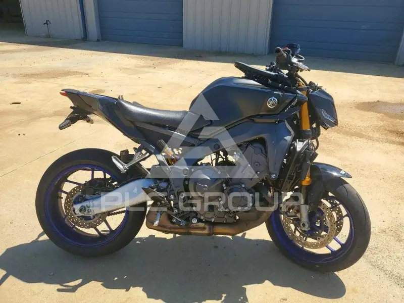 2025 Yamaha MT09 фото