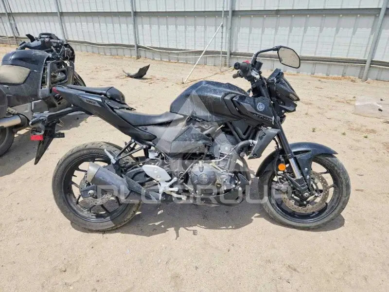 2025 Yamaha  фото