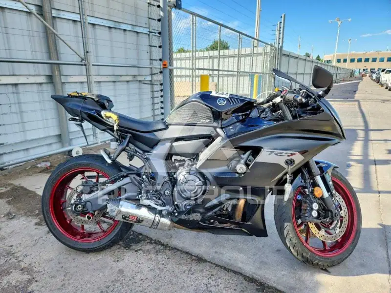 2025 Yamaha  фото