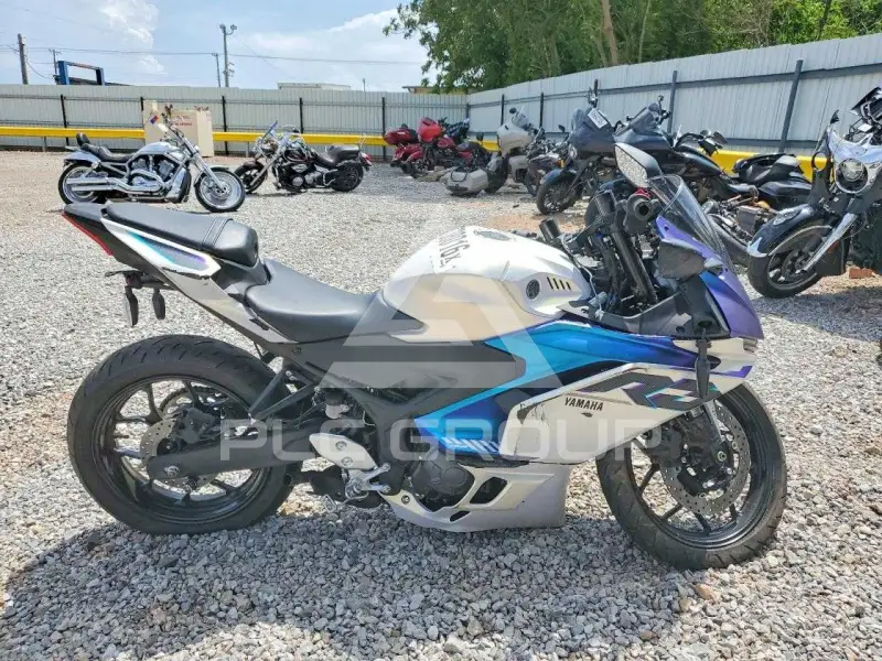 2025 Yamaha  фото