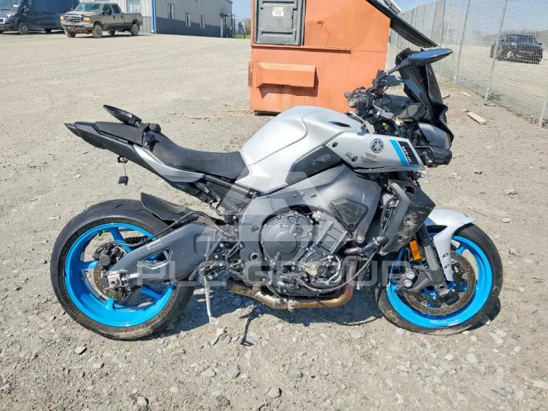 2025 Yamaha  фото