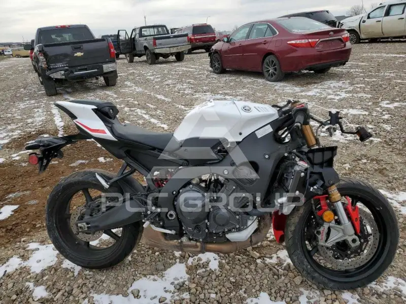 2025 Yamaha  фото