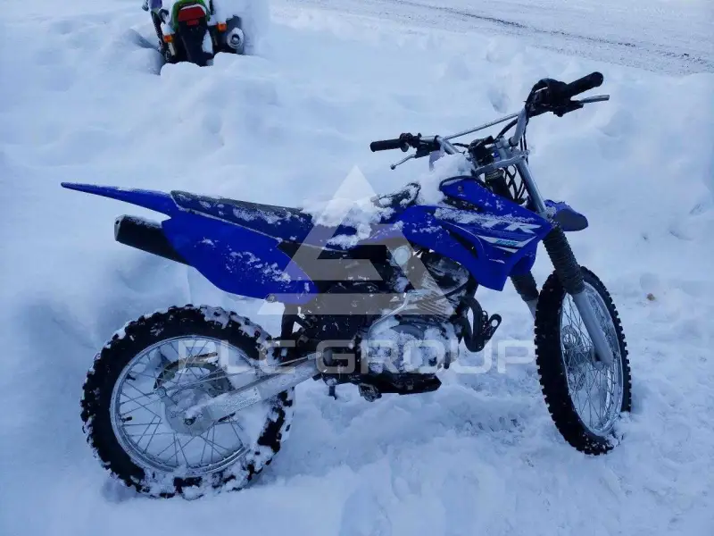 2025 Yamaha Motorbike photo