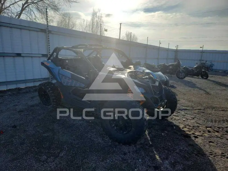 2025 Can-AM MAVERICK фото
