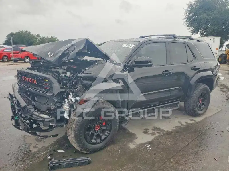 2025 Toyota 4 RUNNER фото