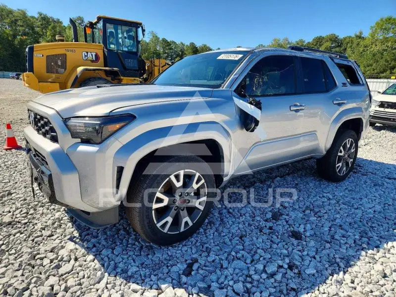 2025 Toyota 4 RUNNER фото
