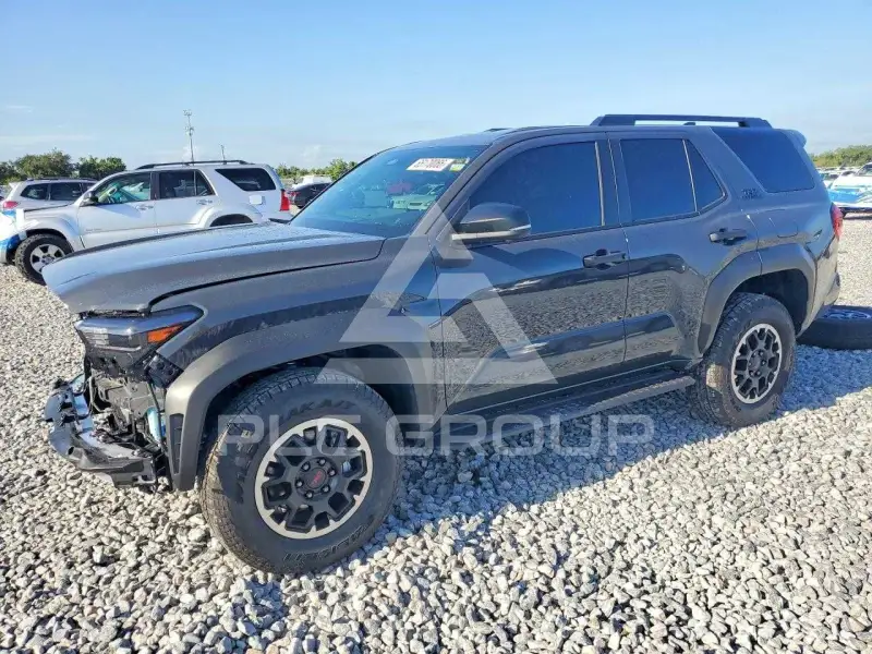 2025 Toyota 4 RUNNER фото