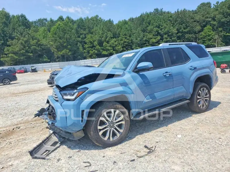 2025 Toyota 4 RUNNER photo