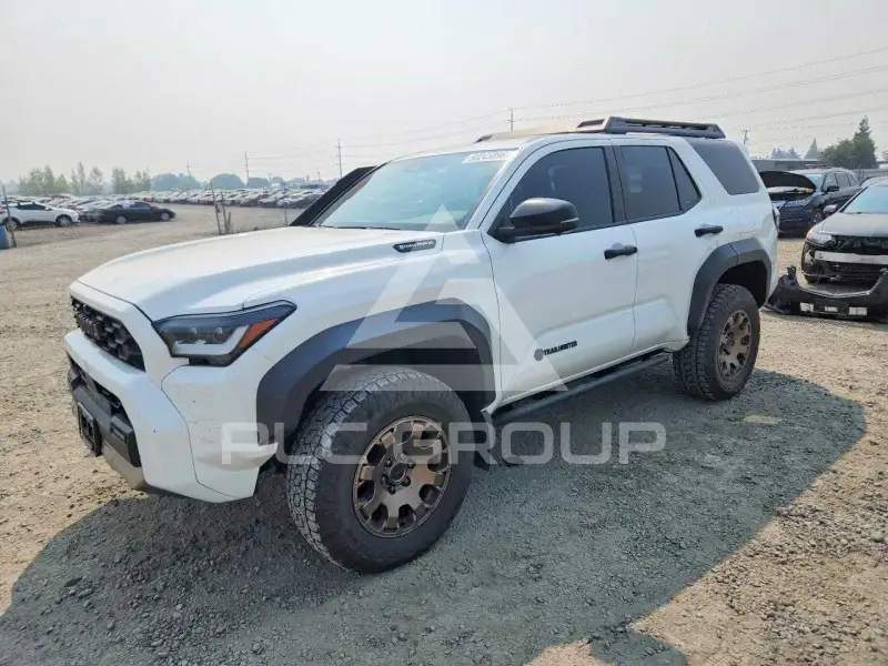2025 Toyota 4 RUNNER фото