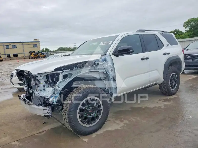 2025 Toyota 4 RUNNER фото
