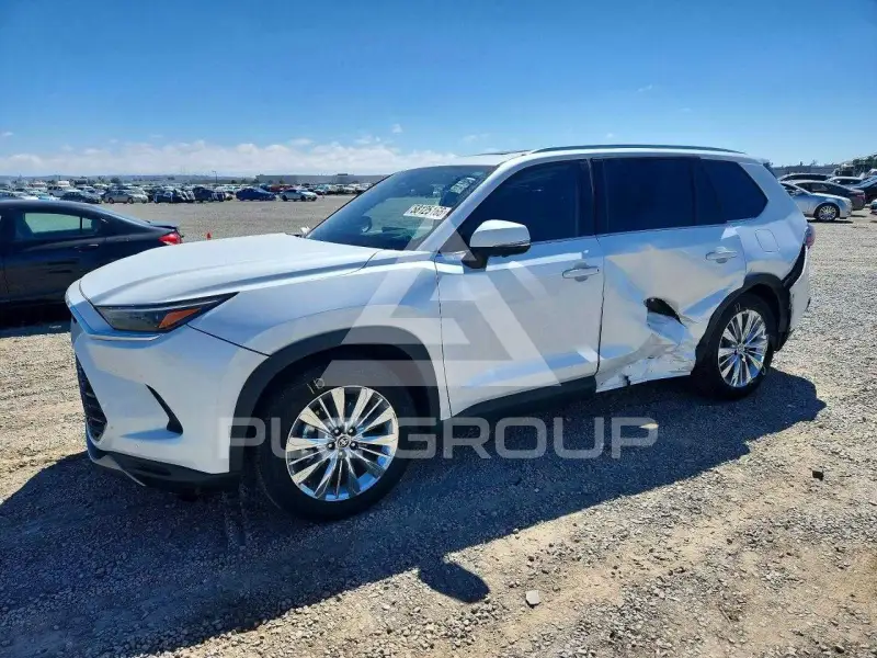 2025 Toyota Highlander фото