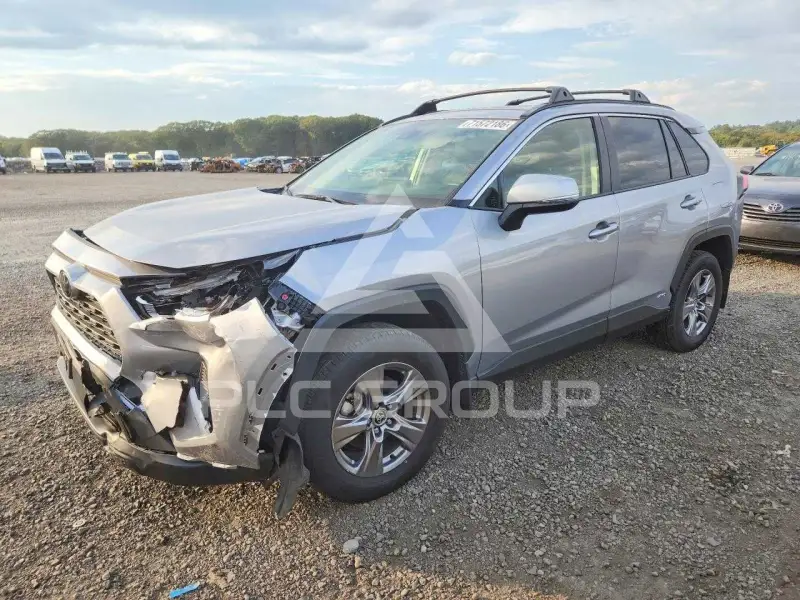 2025 Toyota RAV4 photo
