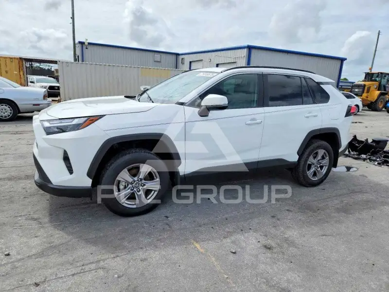 2025 Toyota RAV4 photo
