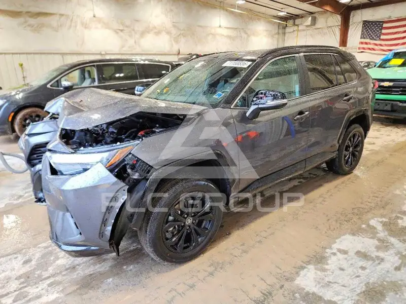 2025 Toyota RAV4 фото