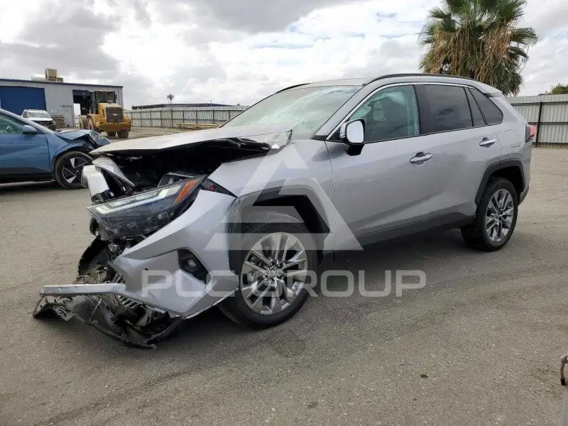2025 Toyota RAV4 фото