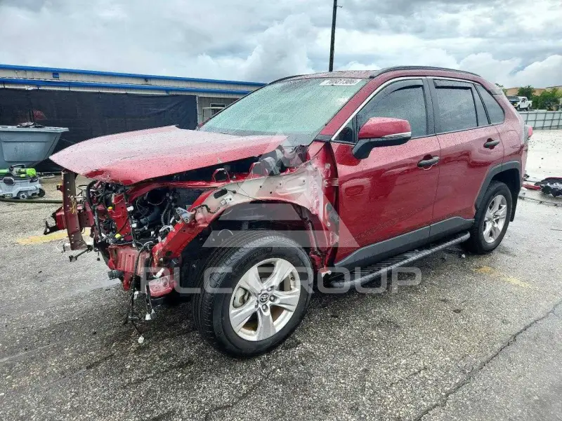 2025 Toyota RAV4 фото
