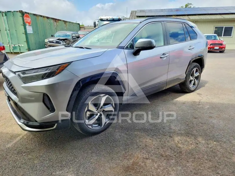 2025 Toyota RAV4 фото