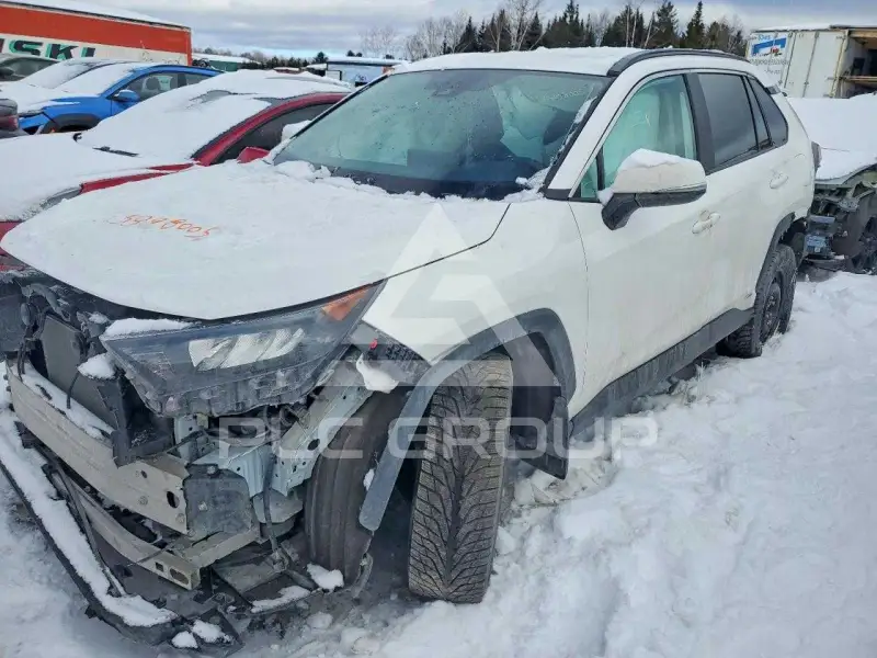 2025 Toyota RAV4 фото