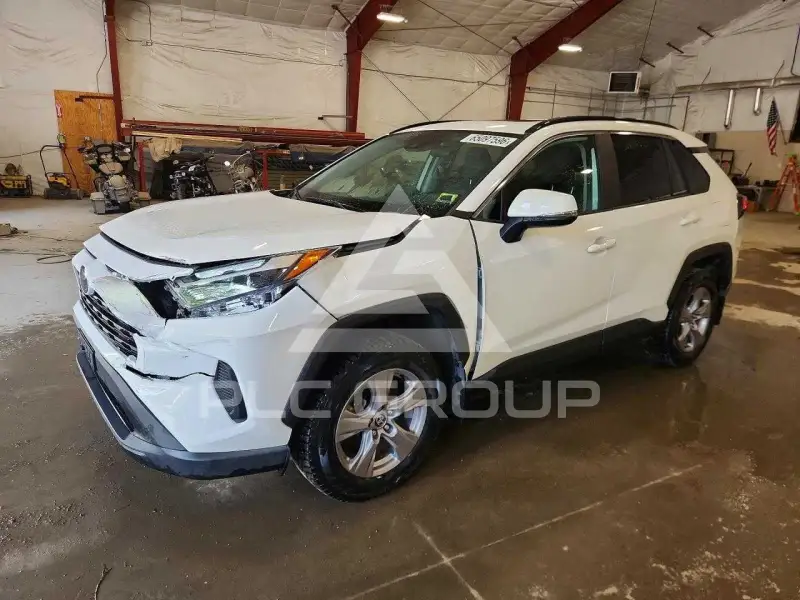 2025 Toyota RAV4 фото