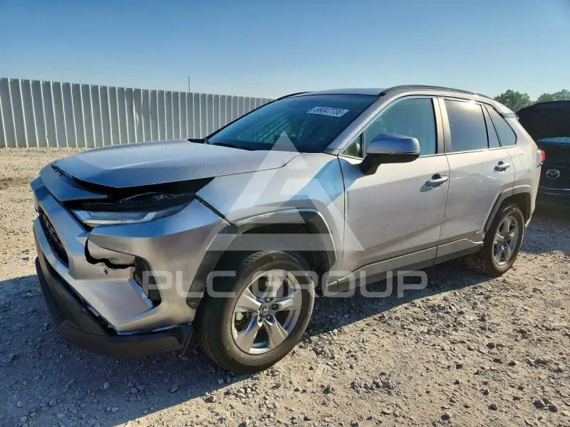 2025 Toyota RAV4 фото