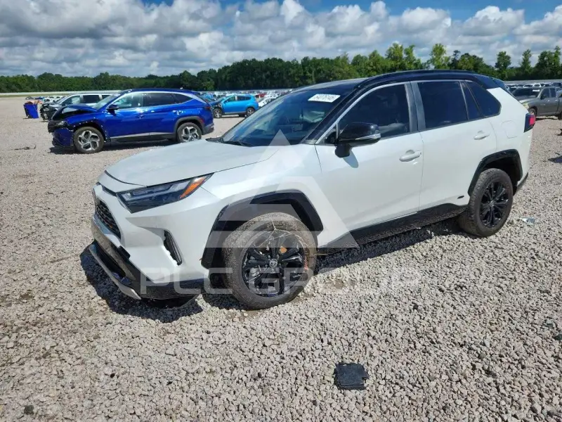 2025 Toyota RAV4 фото