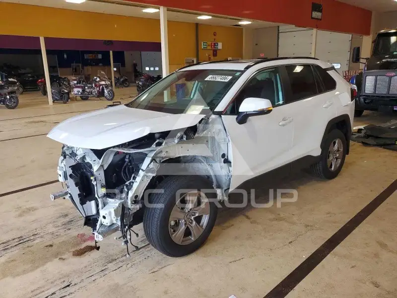 2025 Toyota RAV4 фото