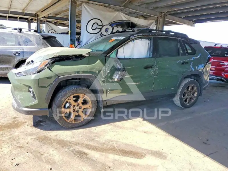 2025 Toyota RAV4 photo