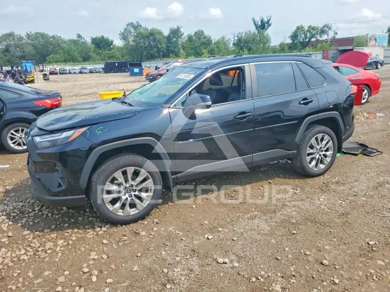 2025 Toyota RAV4 фото