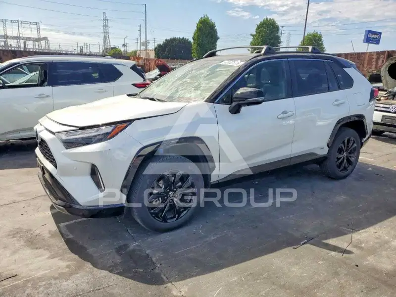 2025 Toyota RAV4 фото