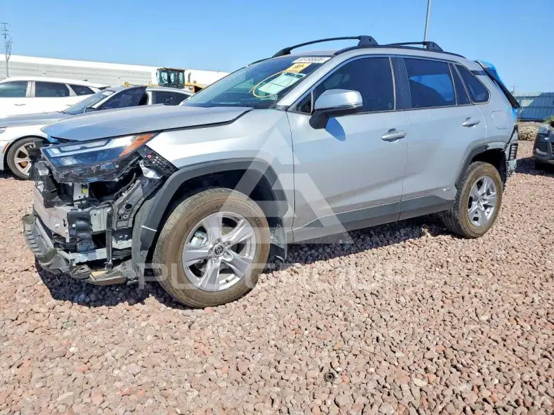 2025 Toyota RAV4 фото