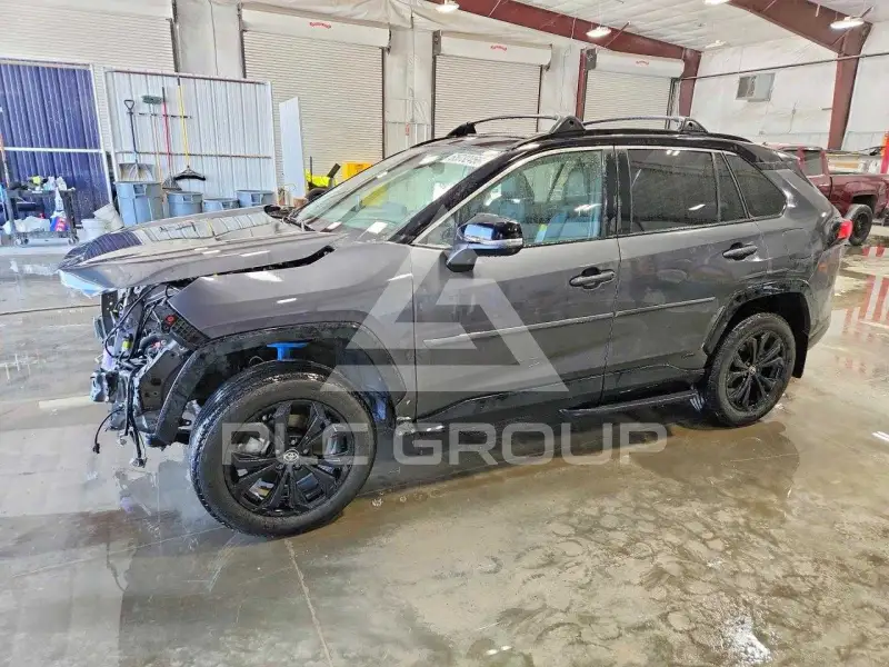 2025 Toyota RAV4 фото
