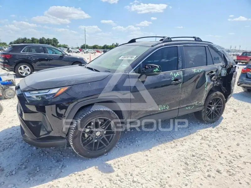 2025 Toyota RAV4 фото