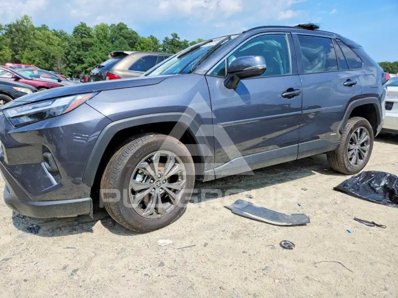 2025 Toyota RAV4 фото