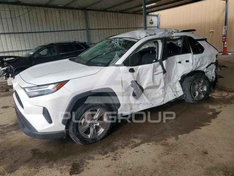 2025 Toyota RAV4 photo