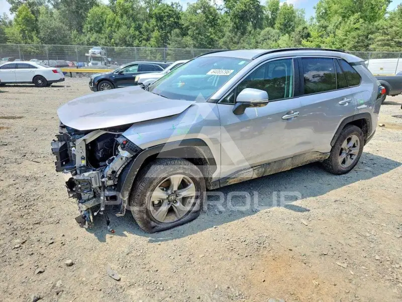 2025 Toyota RAV4 фото