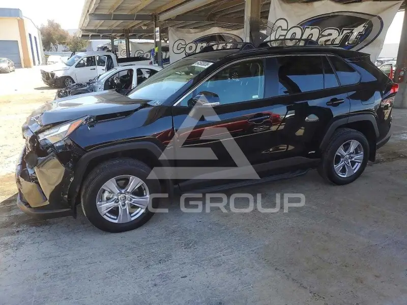 2025 Toyota RAV4 фото