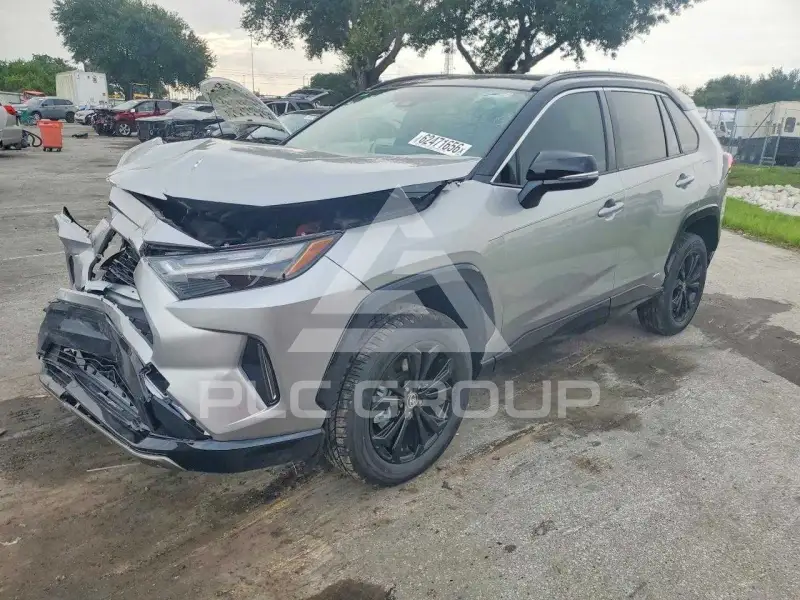 2025 Toyota RAV4 фото