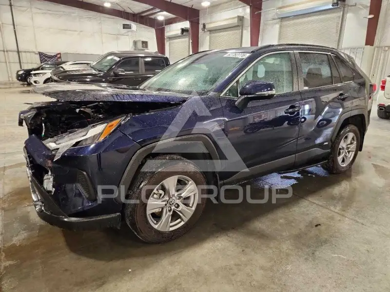 2025 Toyota RAV4 photo