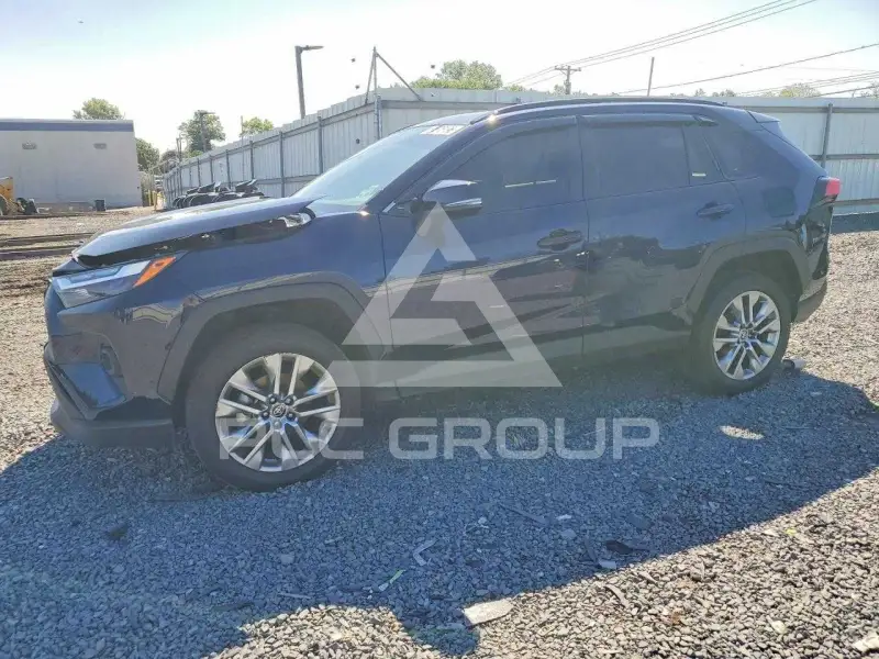 2025 Toyota RAV4 фото