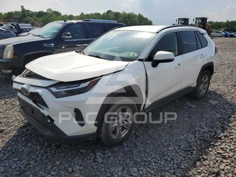 2025 Toyota RAV4 фото