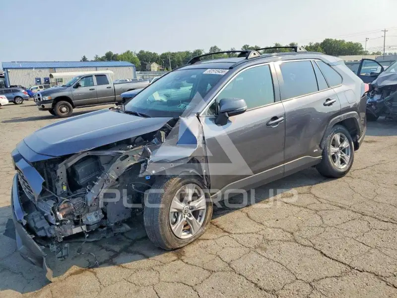 2025 Toyota RAV4 фото