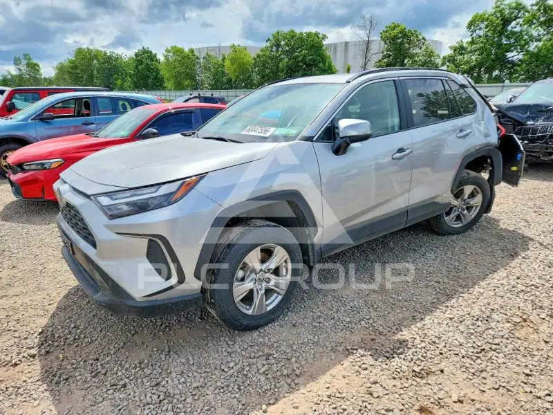2025 Toyota RAV4 photo