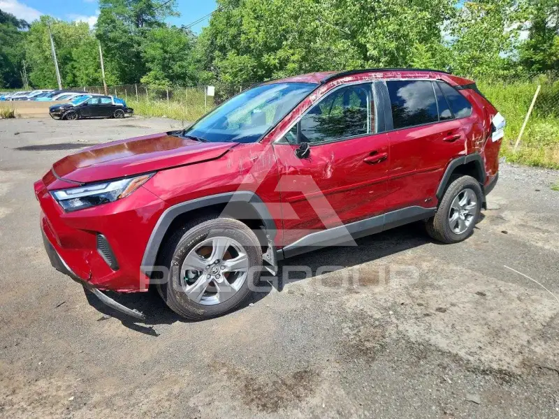 2025 Toyota RAV4 фото