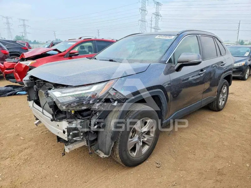 2025 Toyota RAV4 фото