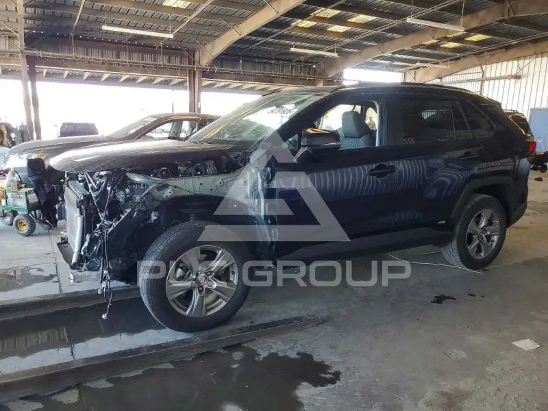 2025 Toyota RAV4 фото