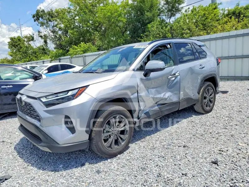 2025 Toyota RAV4 фото