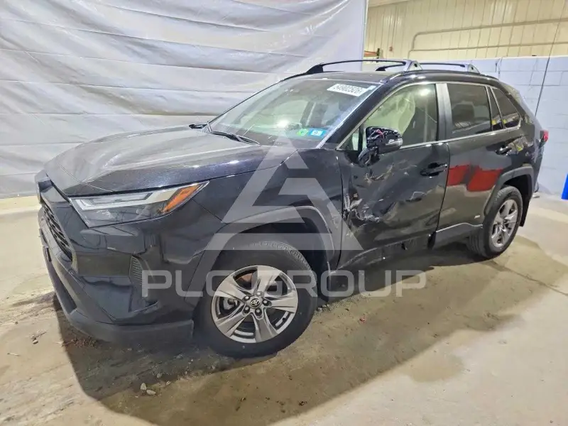 2025 Toyota RAV4 фото