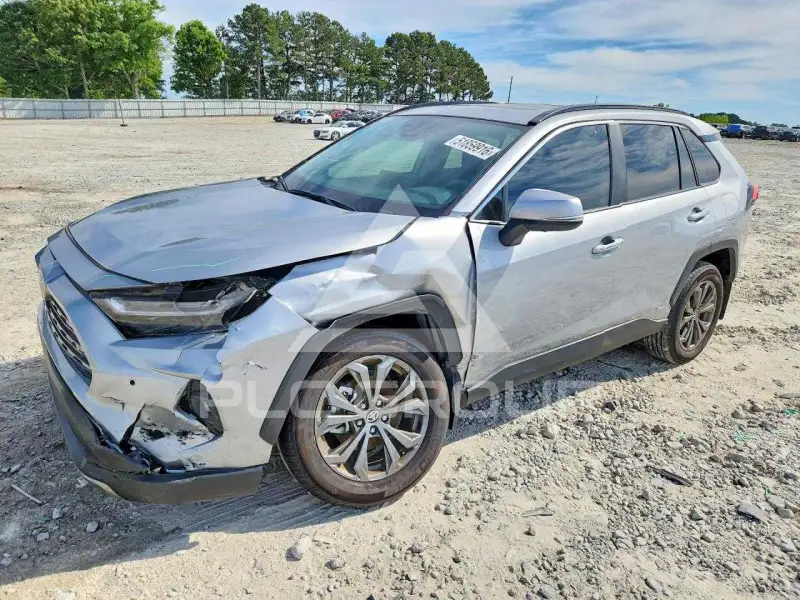 2025 Toyota RAV4 фото