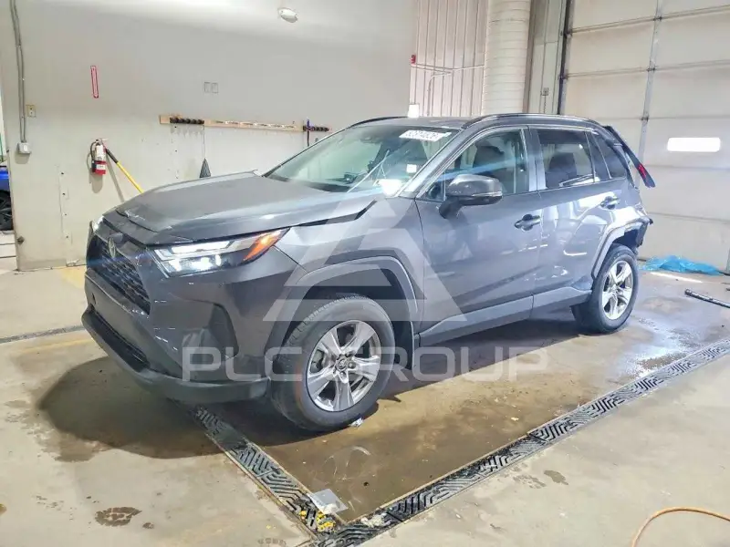 2025 Toyota RAV4 фото