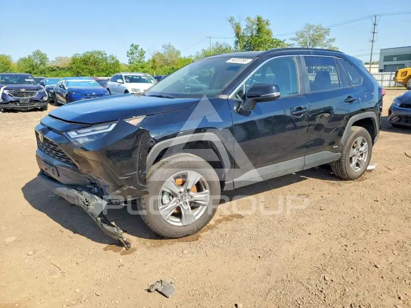 2025 Toyota RAV4 фото